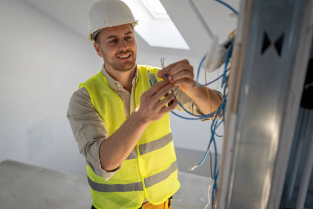 Best Licensed Electrician  in Zeeland, MI
